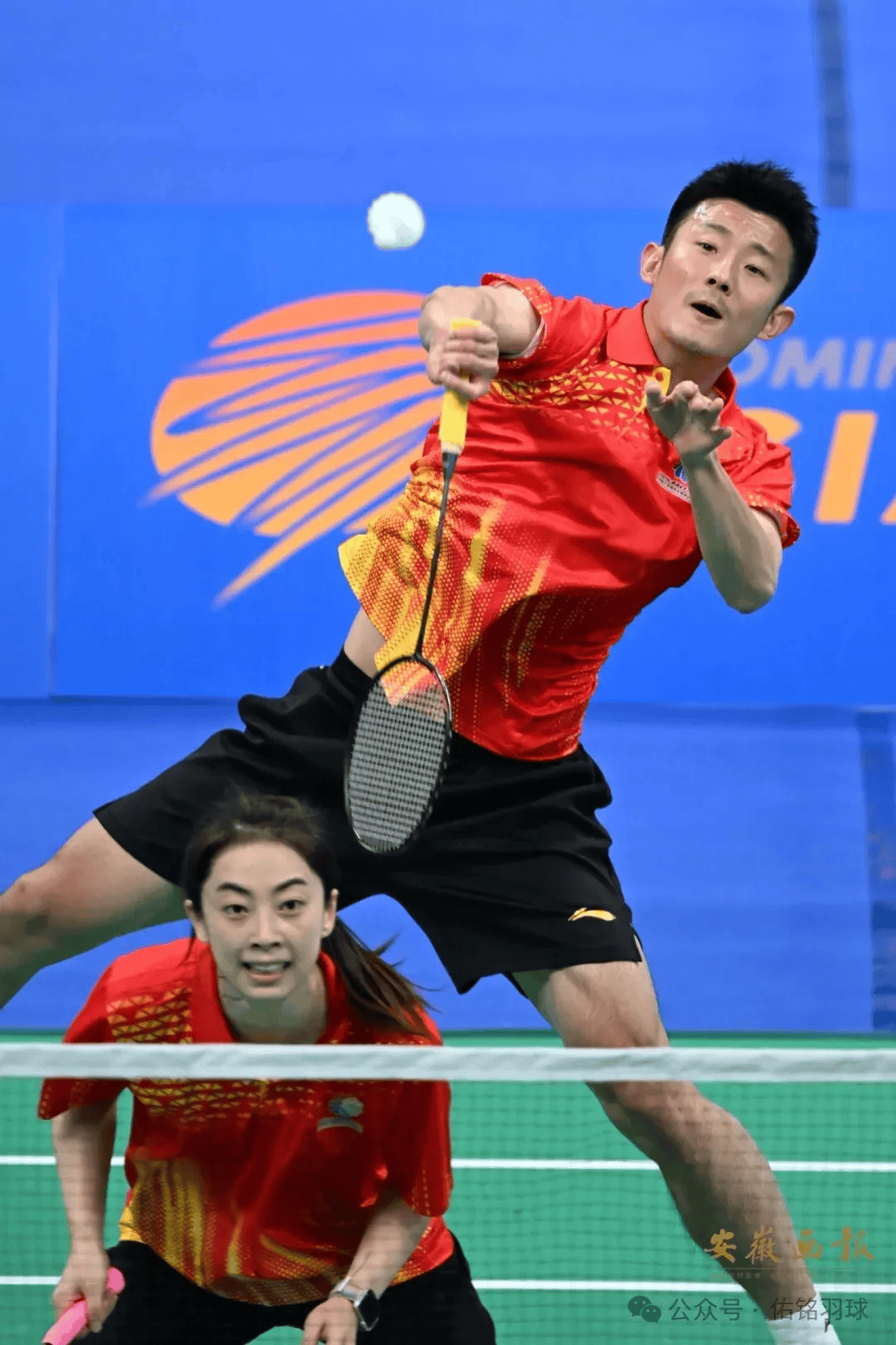 印尼羽毛球队完胜法国羽毛球队,谌龙统治全场的简单介绍 印尼羽毛球队完胜法国羽毛球队,谌龙统治全场的简单介绍
