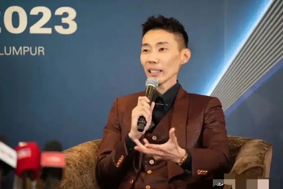泰国羽毛球队碾压日本羽毛球队,李宗伟完成帽子戏法的简单介绍 泰国羽毛球队碾压日本羽毛球队,李宗伟完成帽子戏法的简单介绍