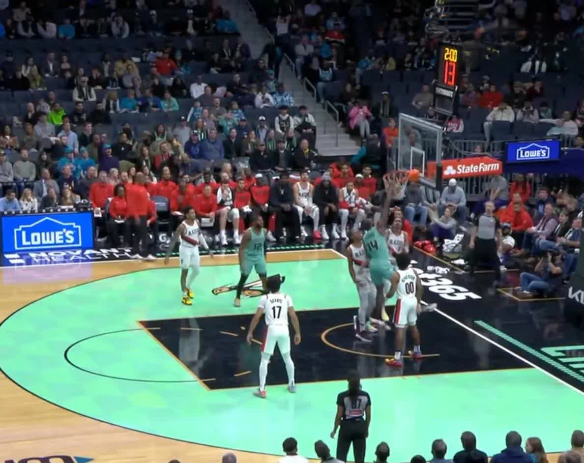 关于NBA球星转战足球,首秀破门帮助球队获胜的信息 关于NBA球星转战足球,首秀破门帮助球队获胜的信息