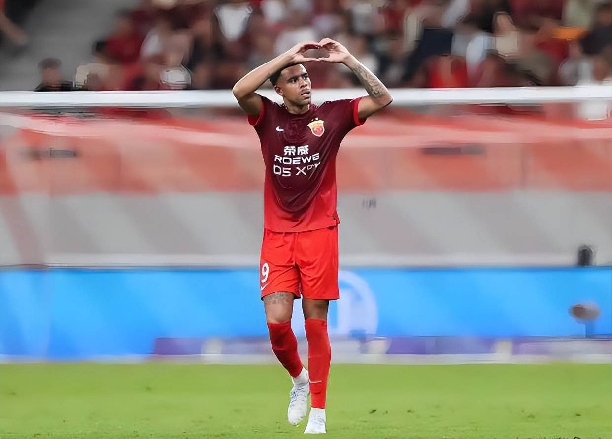 关于本土球员崭露头角挑战外援实力的信息