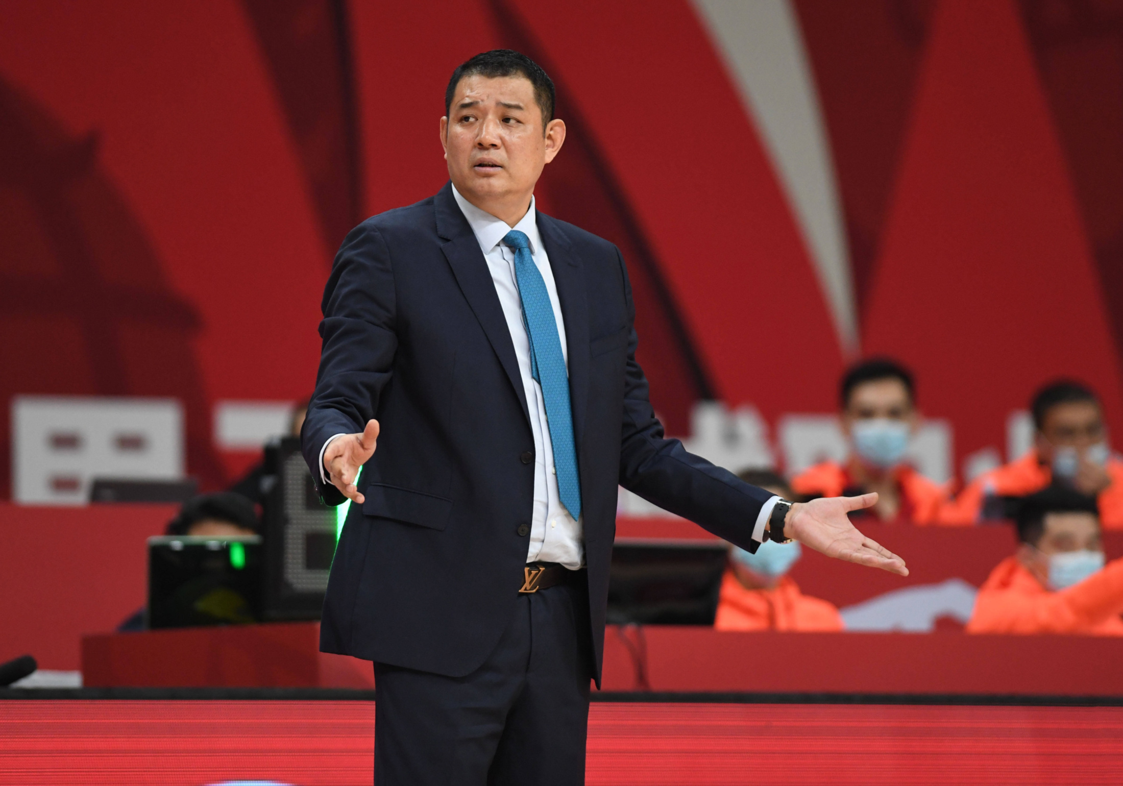 9you娱乐-包含名帅回归，球队面貌焕然一新的词条