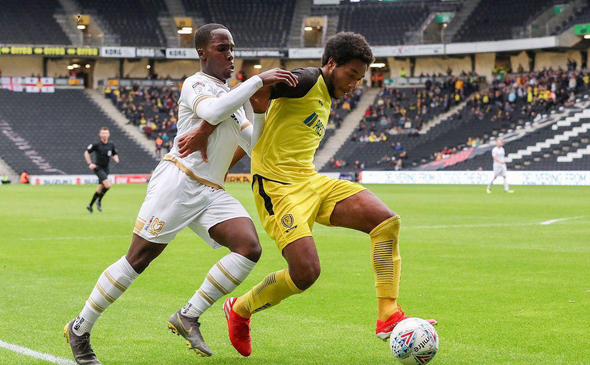 狼队连续取胜，冲击联赛前四