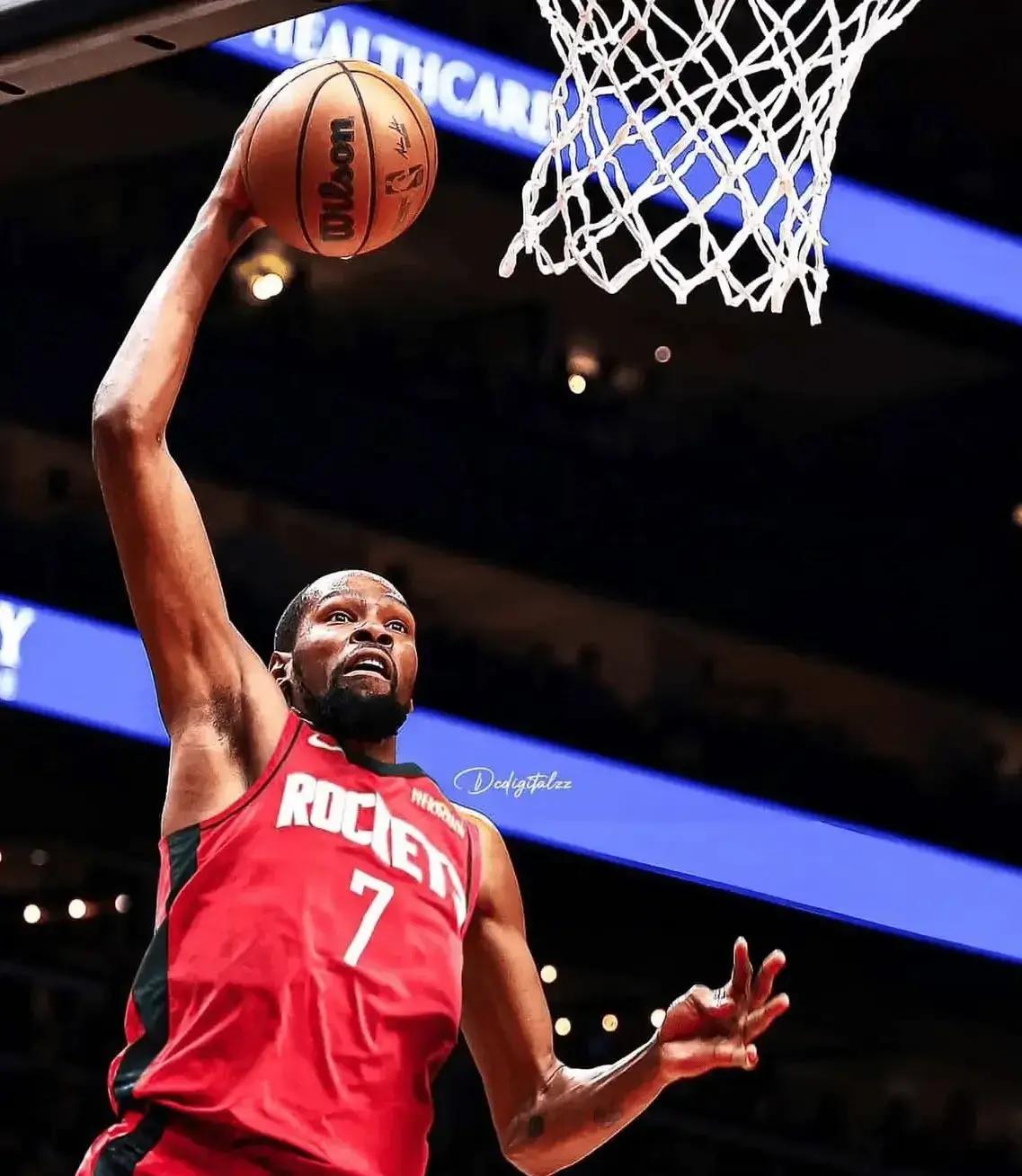 辽宁队绝杀湖人，杜兰特点燃赛场的简单介绍