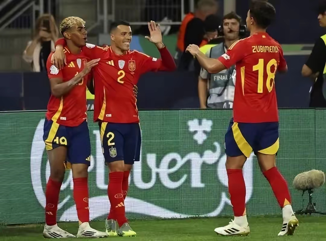 葡萄牙完胜摩洛哥,戈麦斯点燃赛场 葡萄牙完胜摩洛哥,戈麦斯点燃赛场