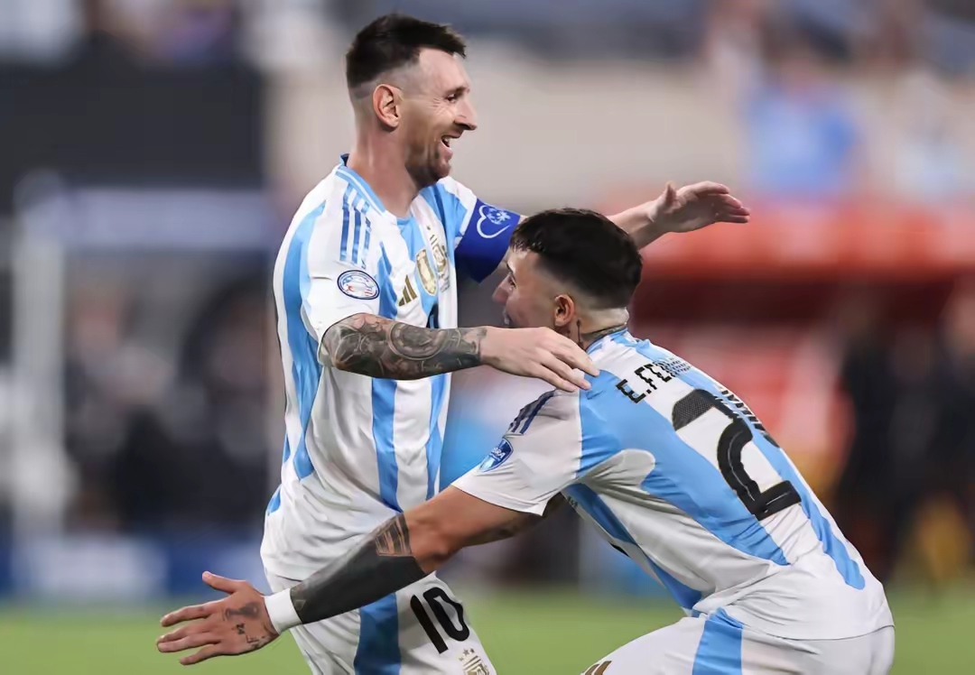 阿根廷逆转乌拉圭，萨内带队取胜