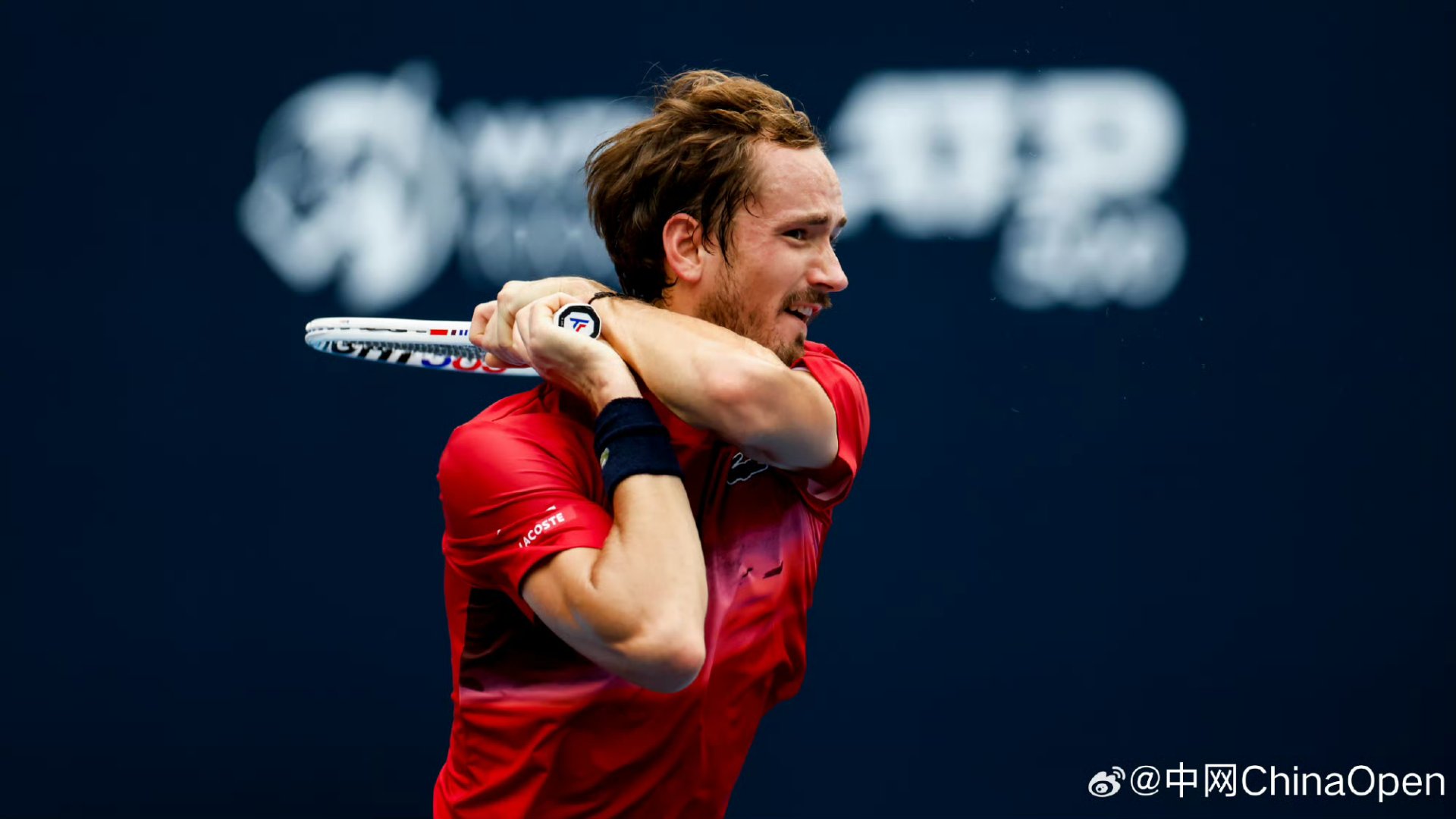 关于拉沃尔杯碾压温网，梅德韦杰夫刷新纪录的信息