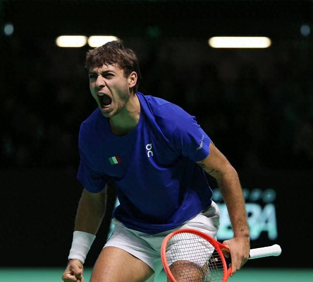澳网逆转戴维斯杯，辛纳高光表现