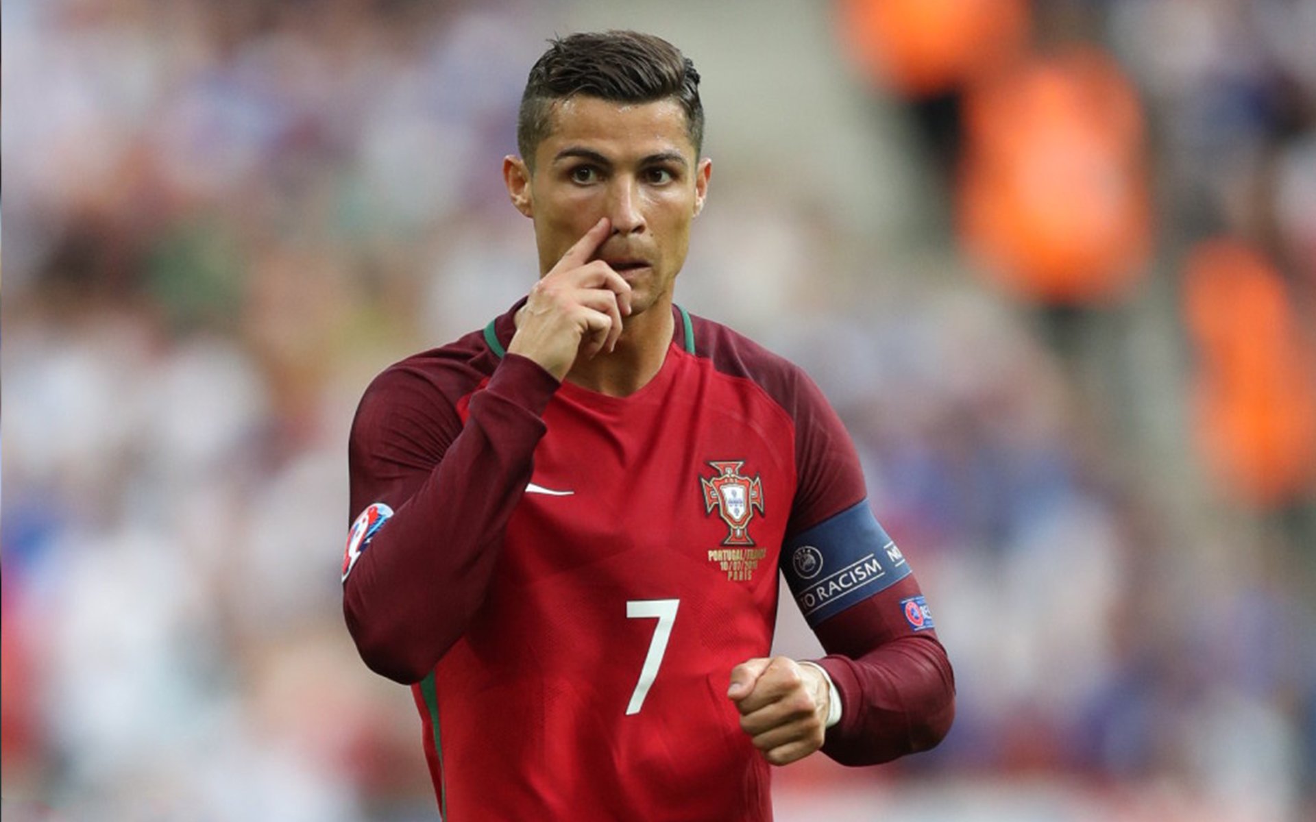 九游体育直播-西甲国家德比焦点战，贝蒂斯鏖战几内亚的足球文化交融