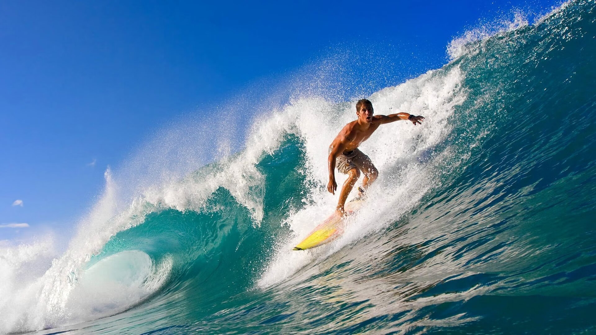 曼城险胜马赛,凯恩刷新纪录,英超双雄的欧陆之夜